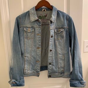 Hollister Denim Jean Jacket / (L) but fits like S